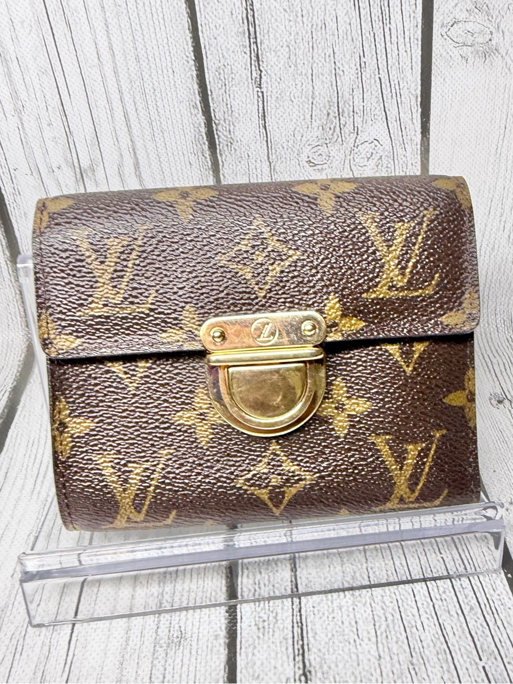 PRE LOVED Louis Vuitton Portefeuille Koala Monogram Tri-Fold Wallet